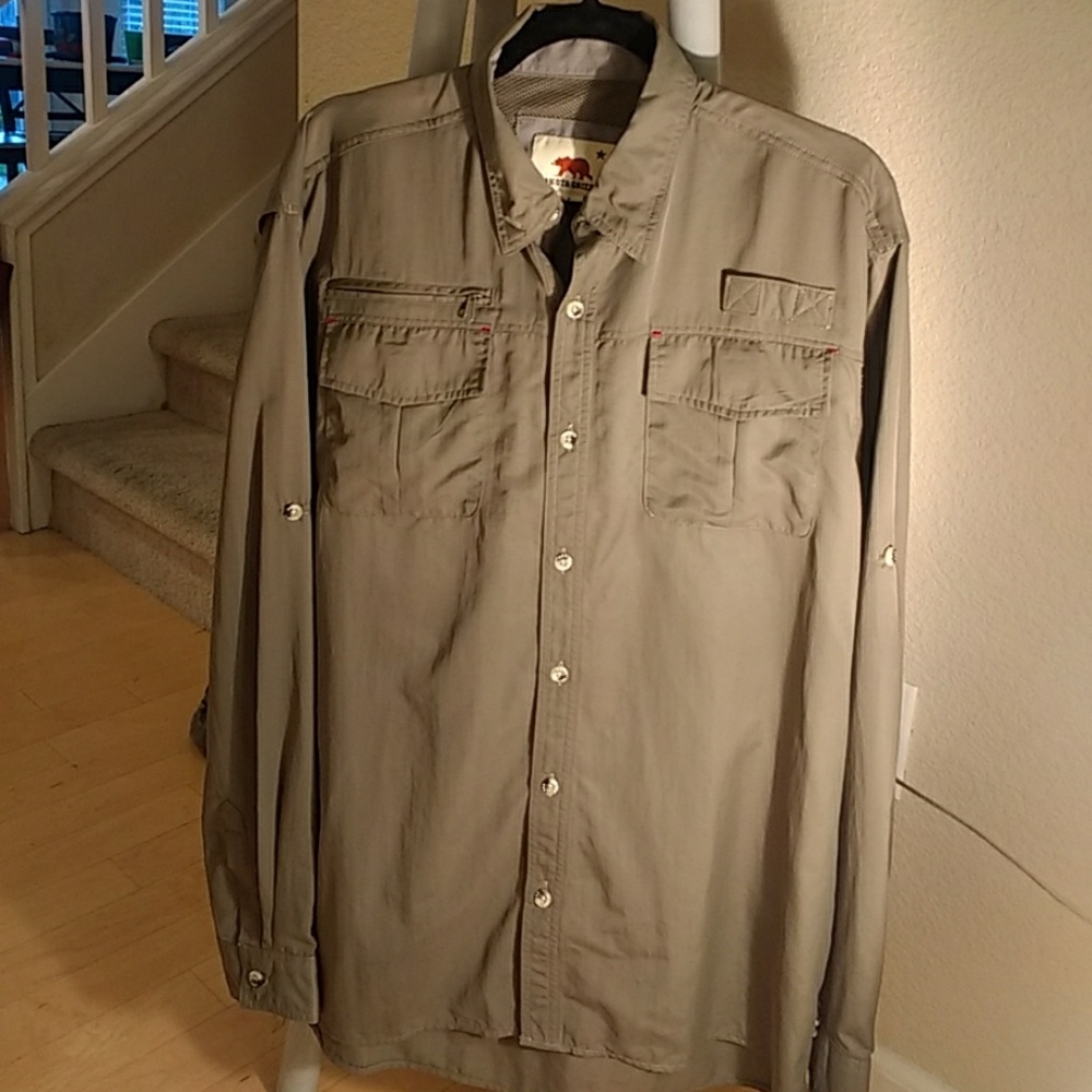 Dakota Grizzly Tech-Threads outdoor shirt (gift)