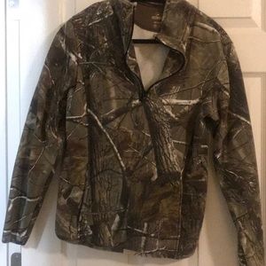 Camo long sleeve sweat shirt may fit like a small