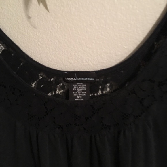Lace trim little black dress - Picture 3 of 3