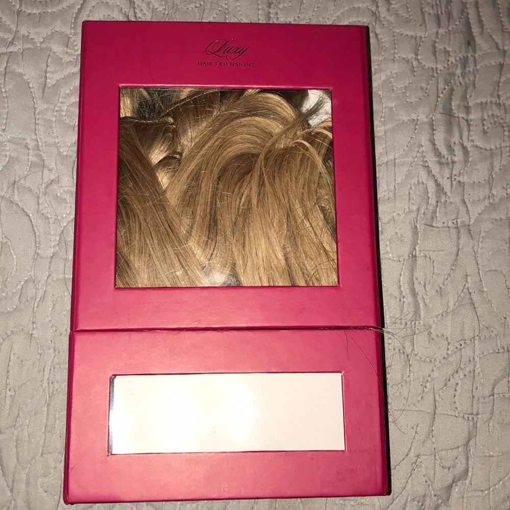 Luxy hair extensions! Dirty blonde 20 inch