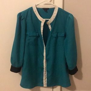 Banana Republic Button down blouse small