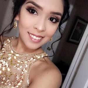 Meet your Posher, Karin