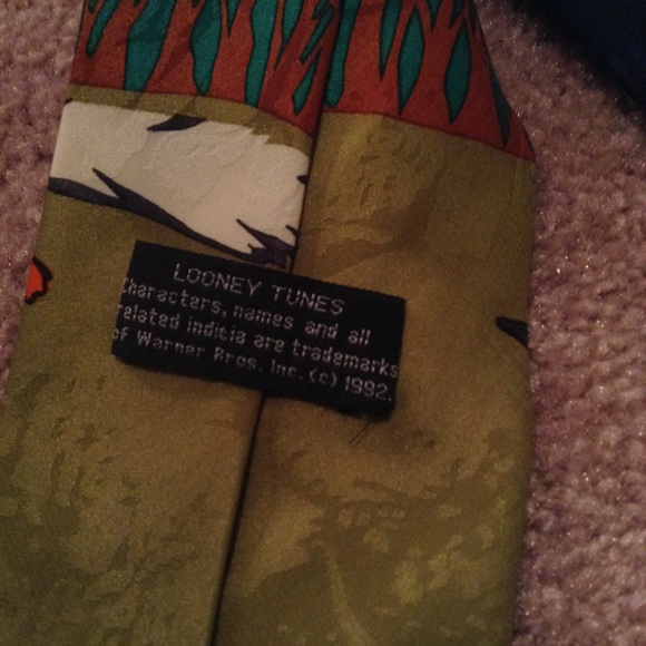 90s looney tune tie - Picture 2 of 3