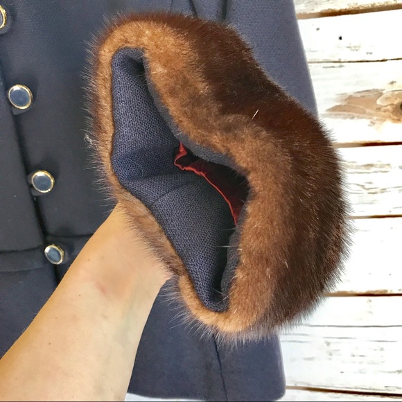 Montaldo’s Stegari VINTAGE Jacket W/ Fur - Picture 5 of 7