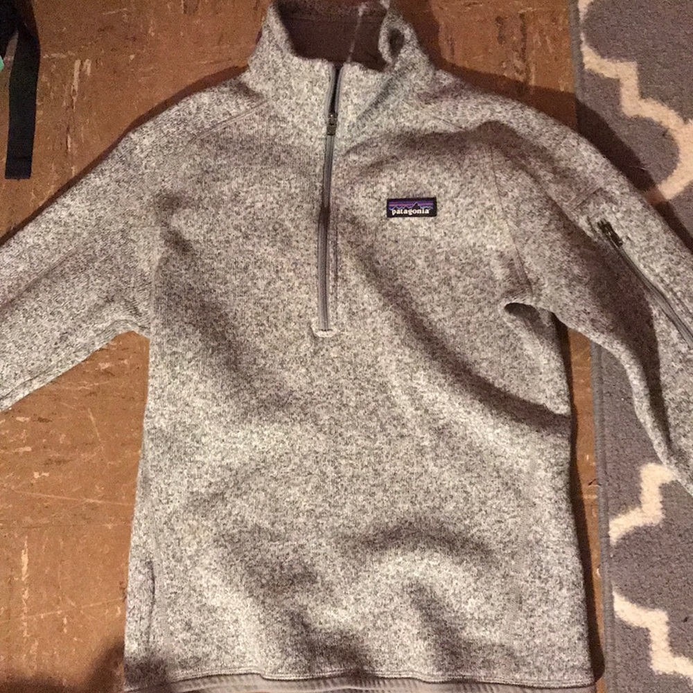 gray Patagonia quarter zip