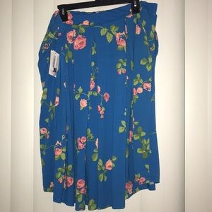 NWT LuLaRoe Madison - Blue w/ Pink Roses