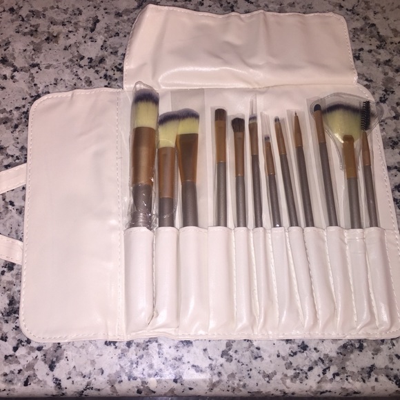 Bronze and charcoal 12 pc. Brush - Picture 2 of 4