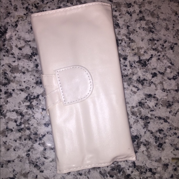 Bronze and charcoal 12 pc. Brush - Picture 4 of 4