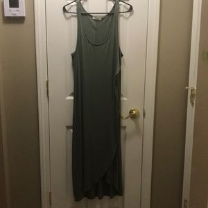CLOSET CLEAR OUT Long sleeveless dress