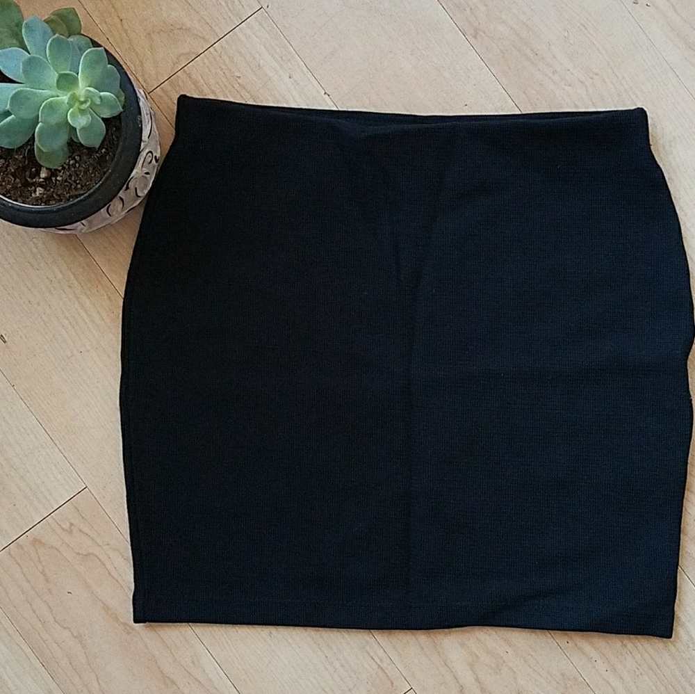 🔖SOLD 🔖 🎆ZARA Trafaluc Mini