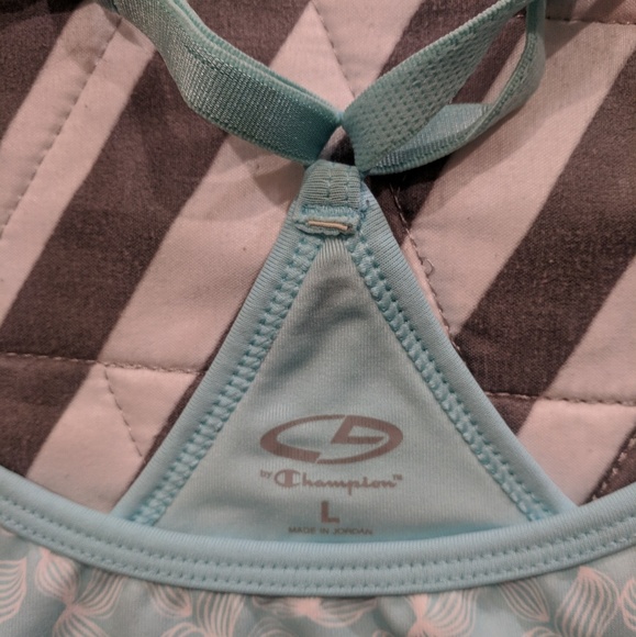 Champion workout top - Picture 2 of 2