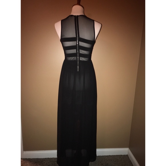 Black maxi dress - Picture 2 of 3