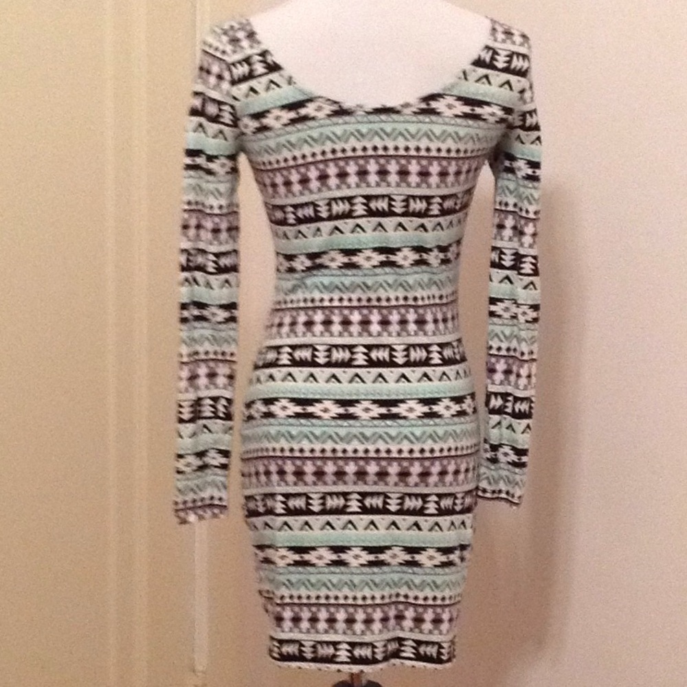Charlotte Russe long sleeved cotton mini dress S