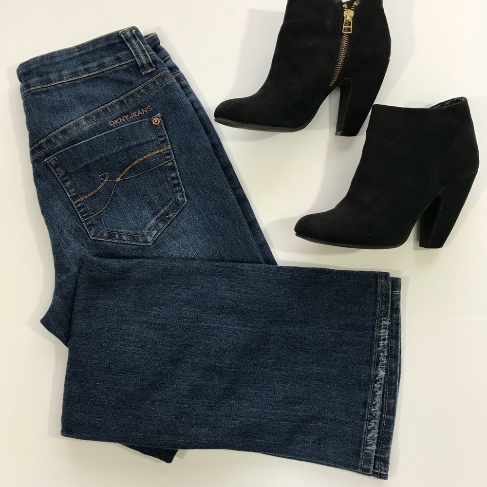 DKNY SOHO Boot cut dark wash stretch jean