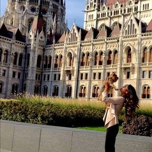 Meet your Posher, Julie