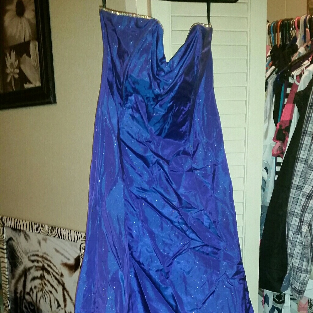 Solid Blue Strapless Prom Dress With Sparkles - image 1