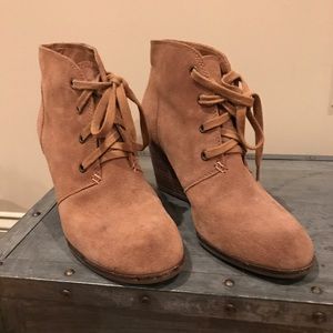 Lucky Brand tan booties