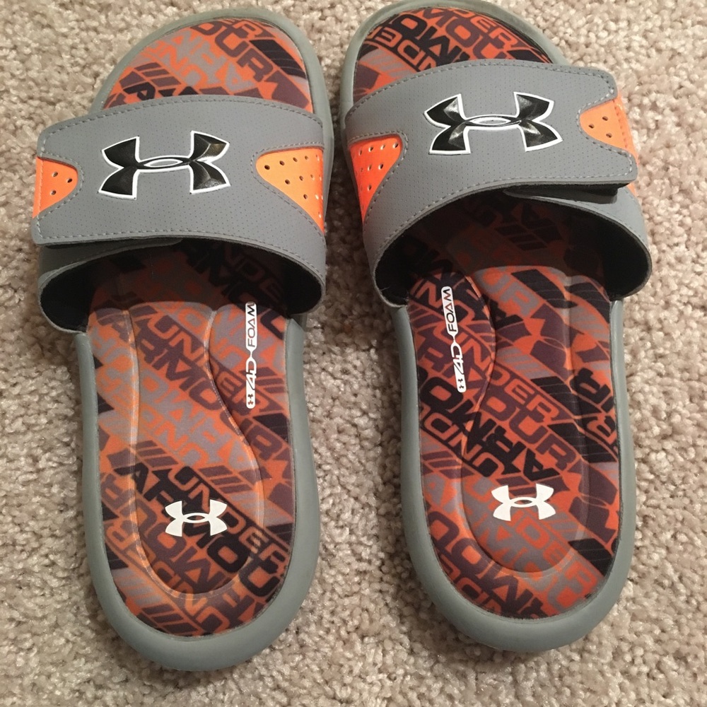 Boys Under Armour slides