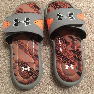 Boys Under Armour slides