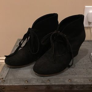Dolce vita wedge booties