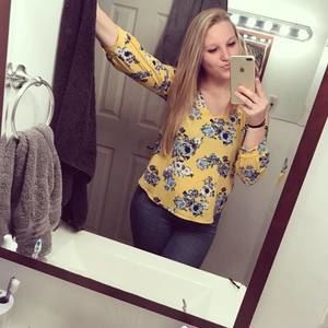 Meet your Posher, Abby