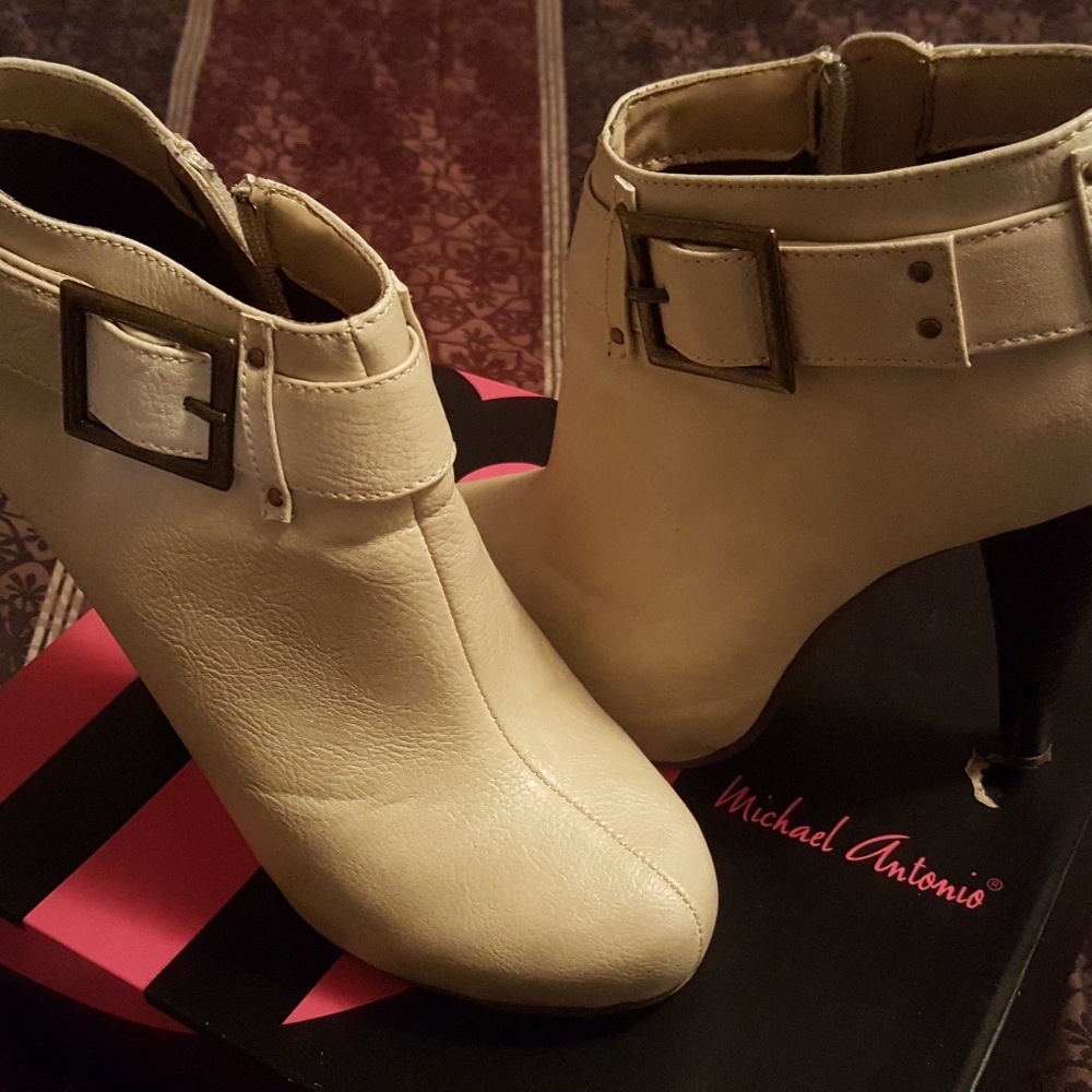 Michael Antonio Heels