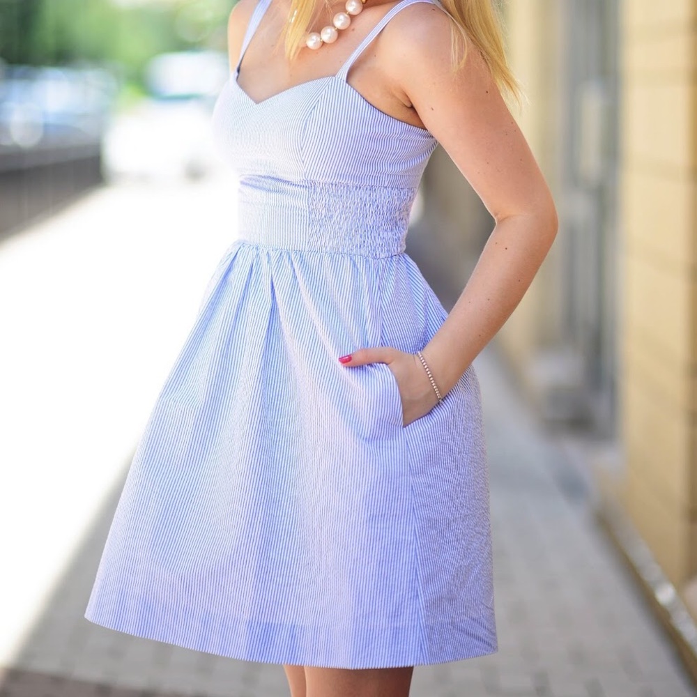 Searsucker Lilly Pulitzer dress size 6