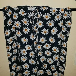 Floral 🌼daisy🌼 pants