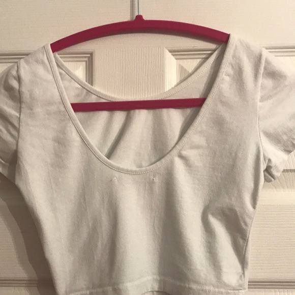 short sleeve crop top - Picture 3 of 4