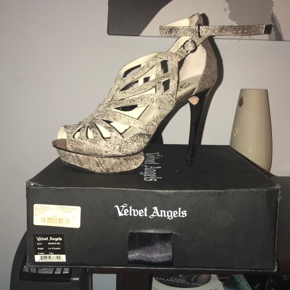 Velvet Angels Le Charlot Tan Heels