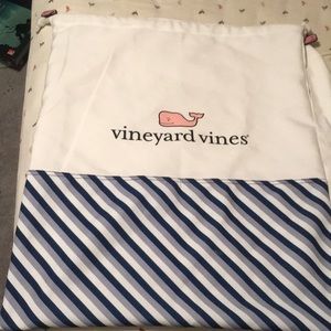 Vineyard vines bag