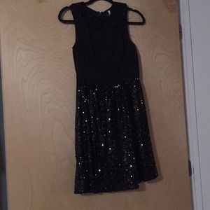 Trendy NYE black sequin dress