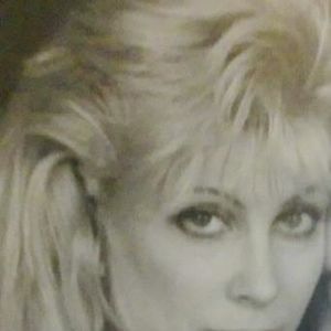 Meet your Posher, Connie