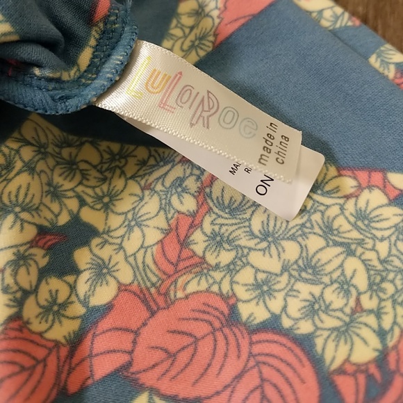 🆕 LuLaRoe Leggings OS - Picture 3 of 4