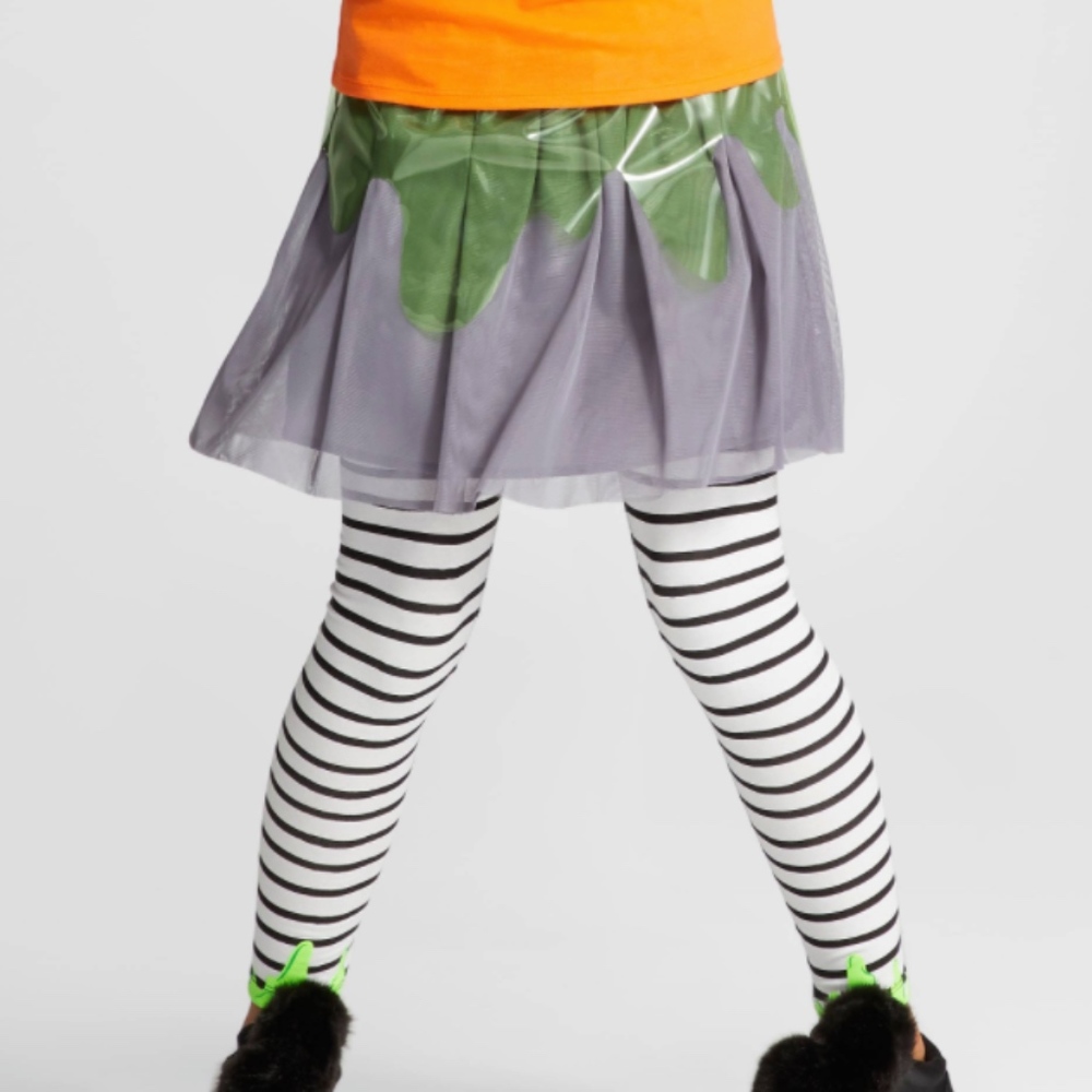 Girls Cat & Jack Slime Green Skirt Size NWT