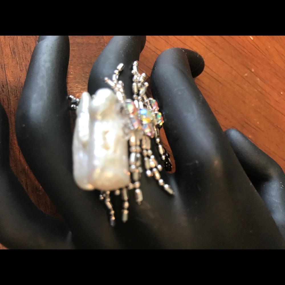 Real water pearl ring