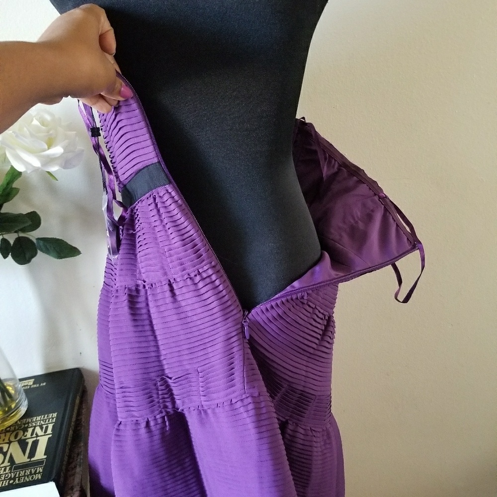 Dress - Picture 4 of 5