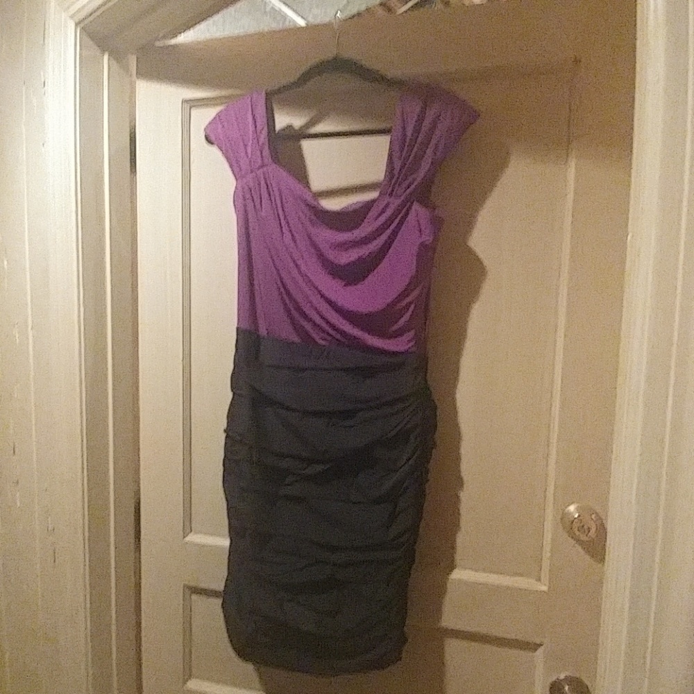 NWT Tadashi Shoji purple and black cocktail dress