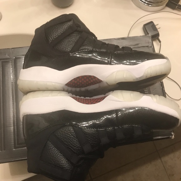 Jordan’s - Picture 3 of 3