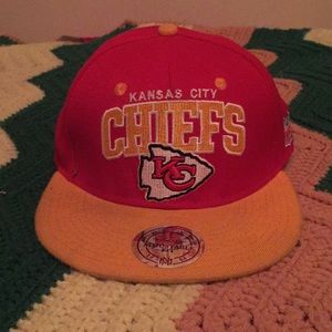 mitchell and ness chiefs hat
