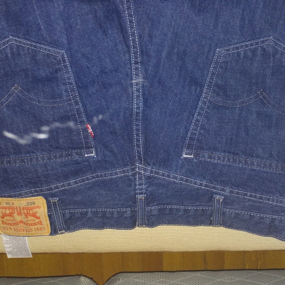 Levis jeans