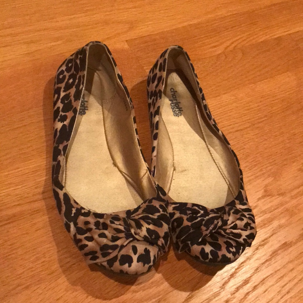 Cheetah patterned flats