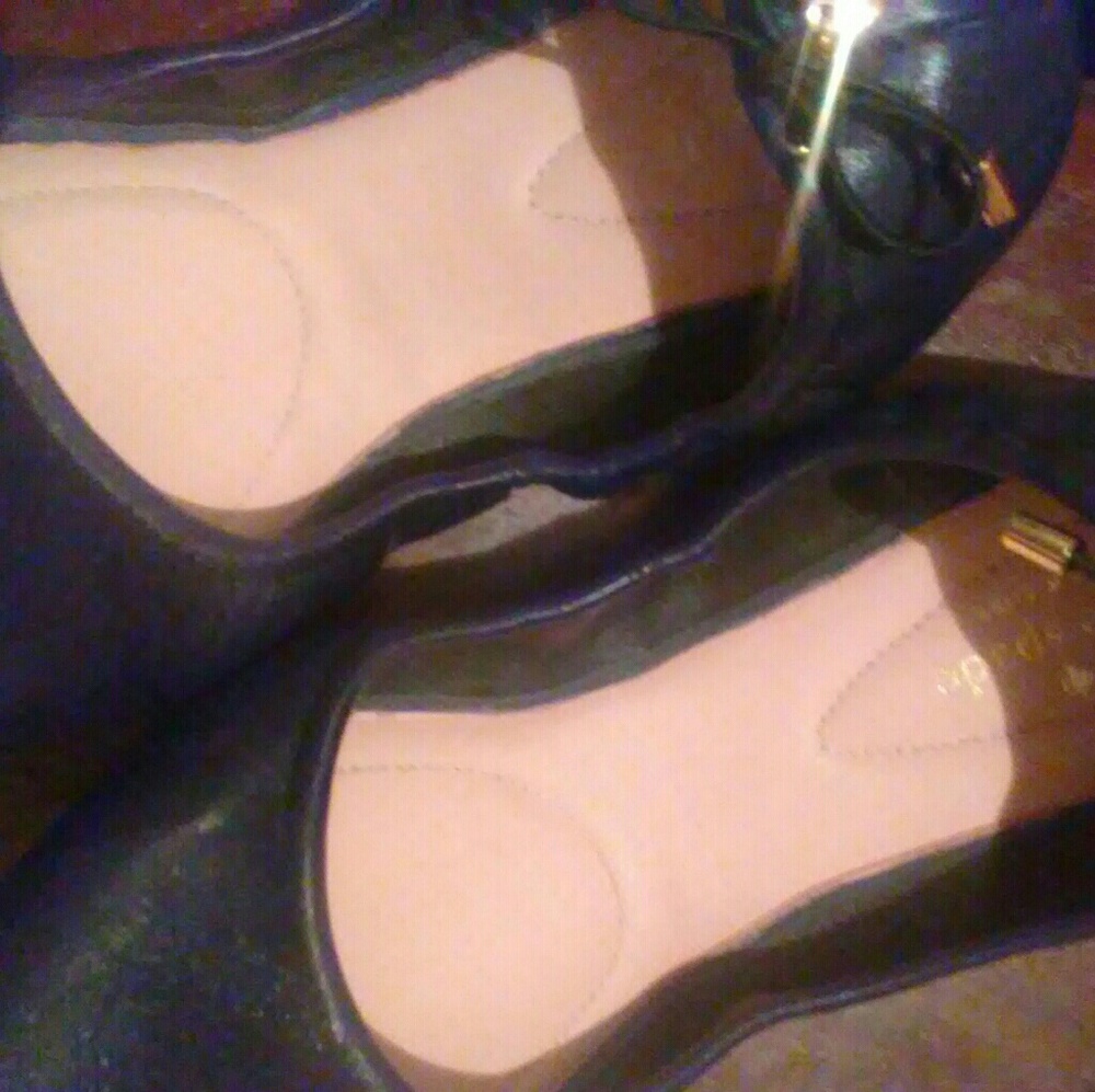 Ballet flats