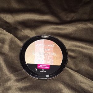 Illuminating palette