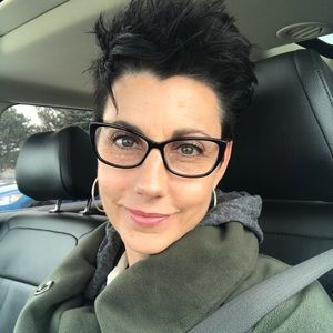 Meet your Posher, Tania