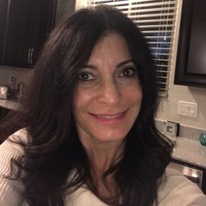 Meet your Posher, Kelli