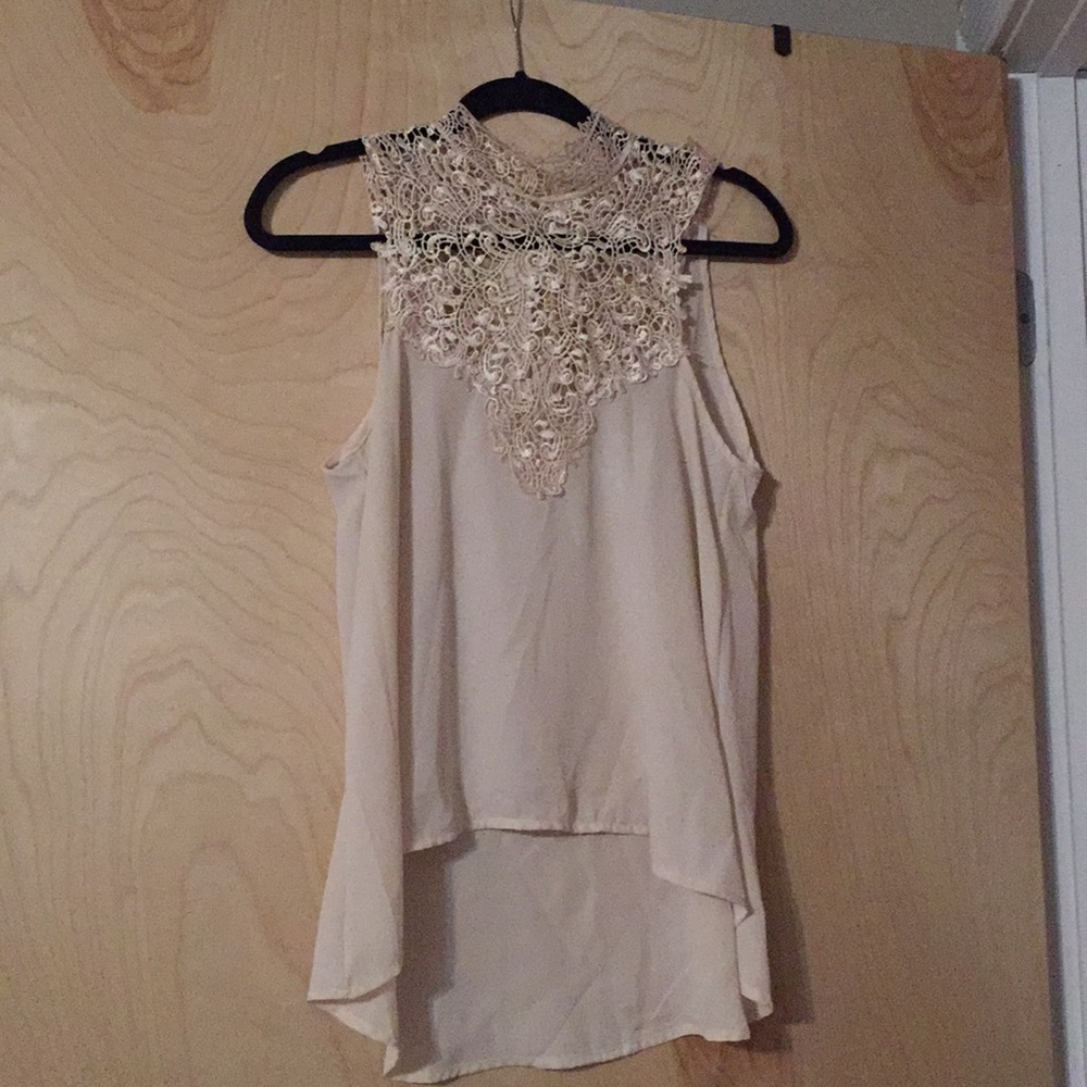 Sleeveless sheer lace neck top