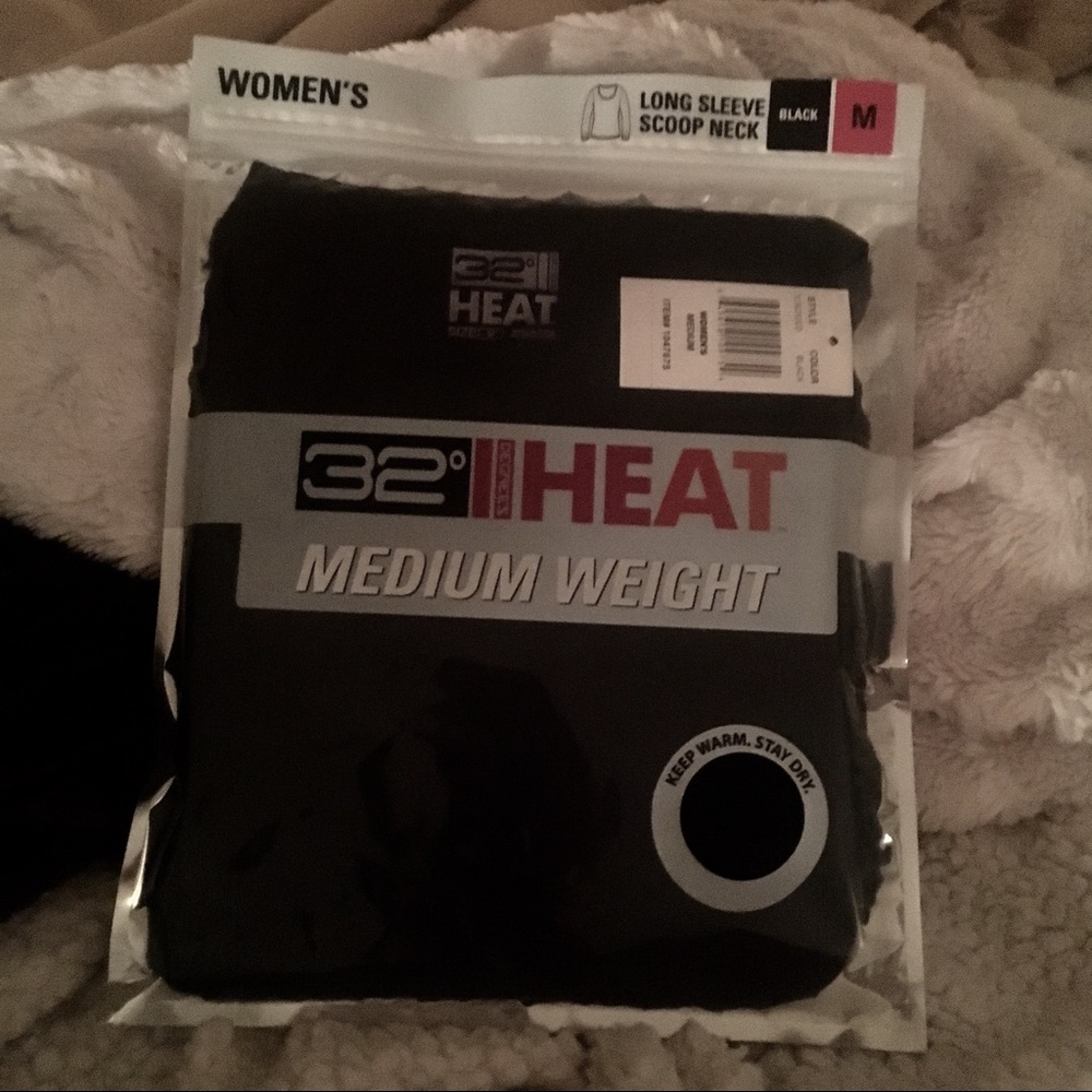 32 Degrees Heat Long-Sleeve Thermal Top