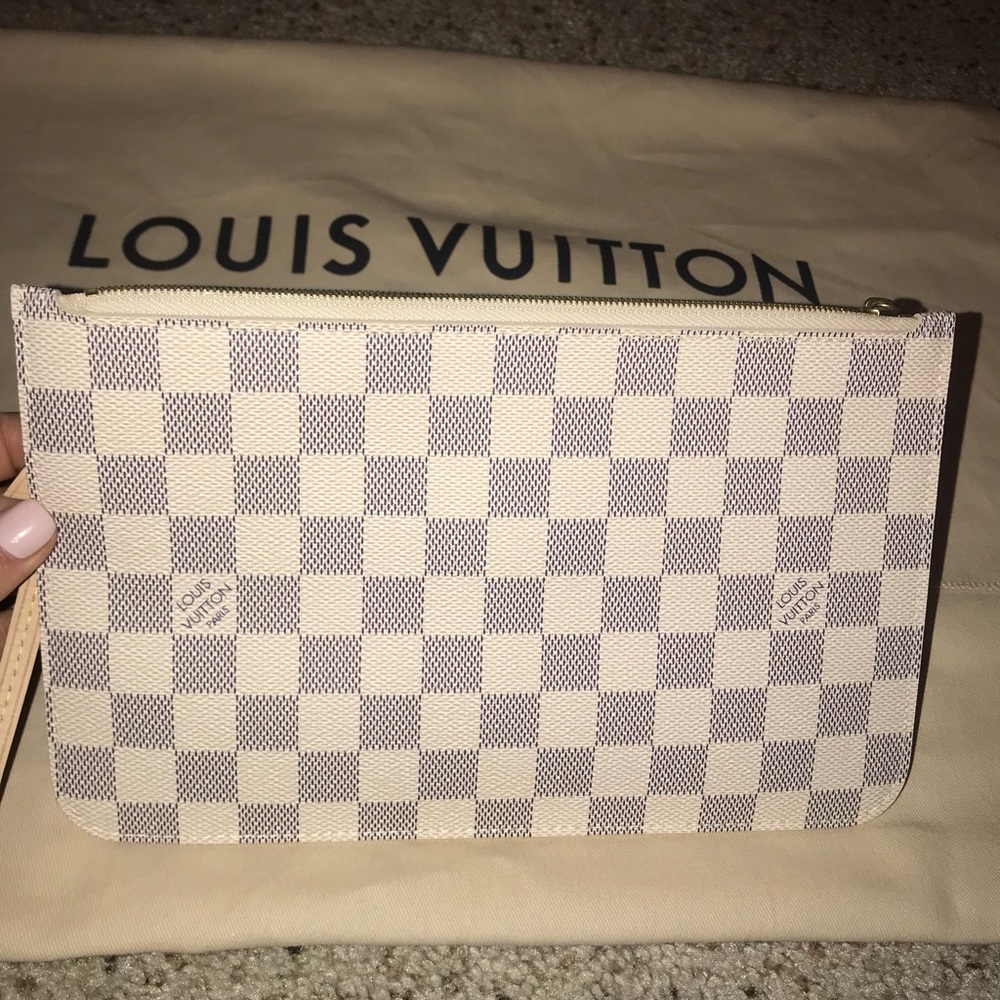 ✨ Brand new LV wristlet! ✨