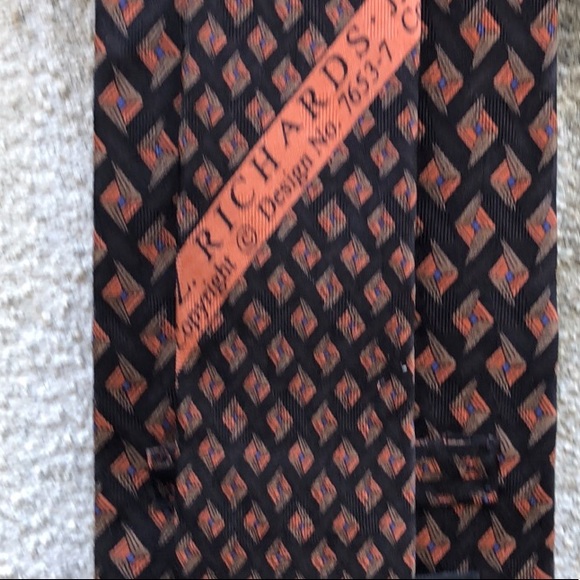 Vintage silk tie made by JZ Richards for Nordstrom - Picture 7 of 8